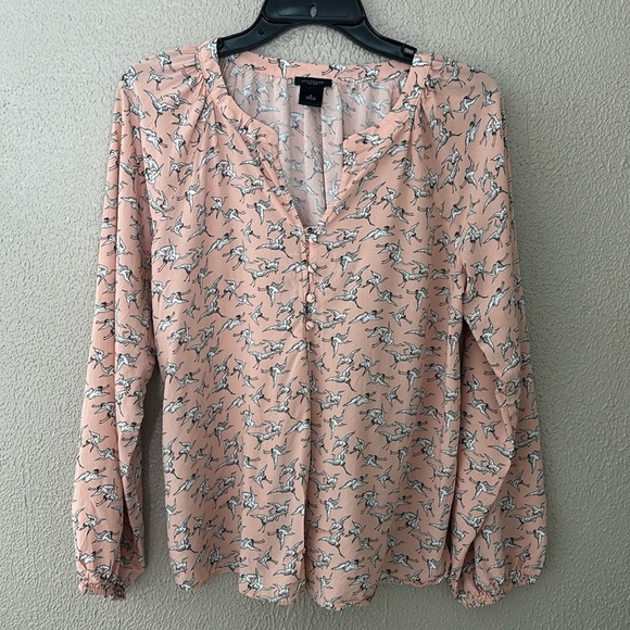 Women’s Ann Taylor Factory Top, Small, Pink, Crane Bird, Spring - Picture 1 of 7